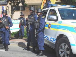 Eight Nigerians held in South Africa for attacking cops during drug raid